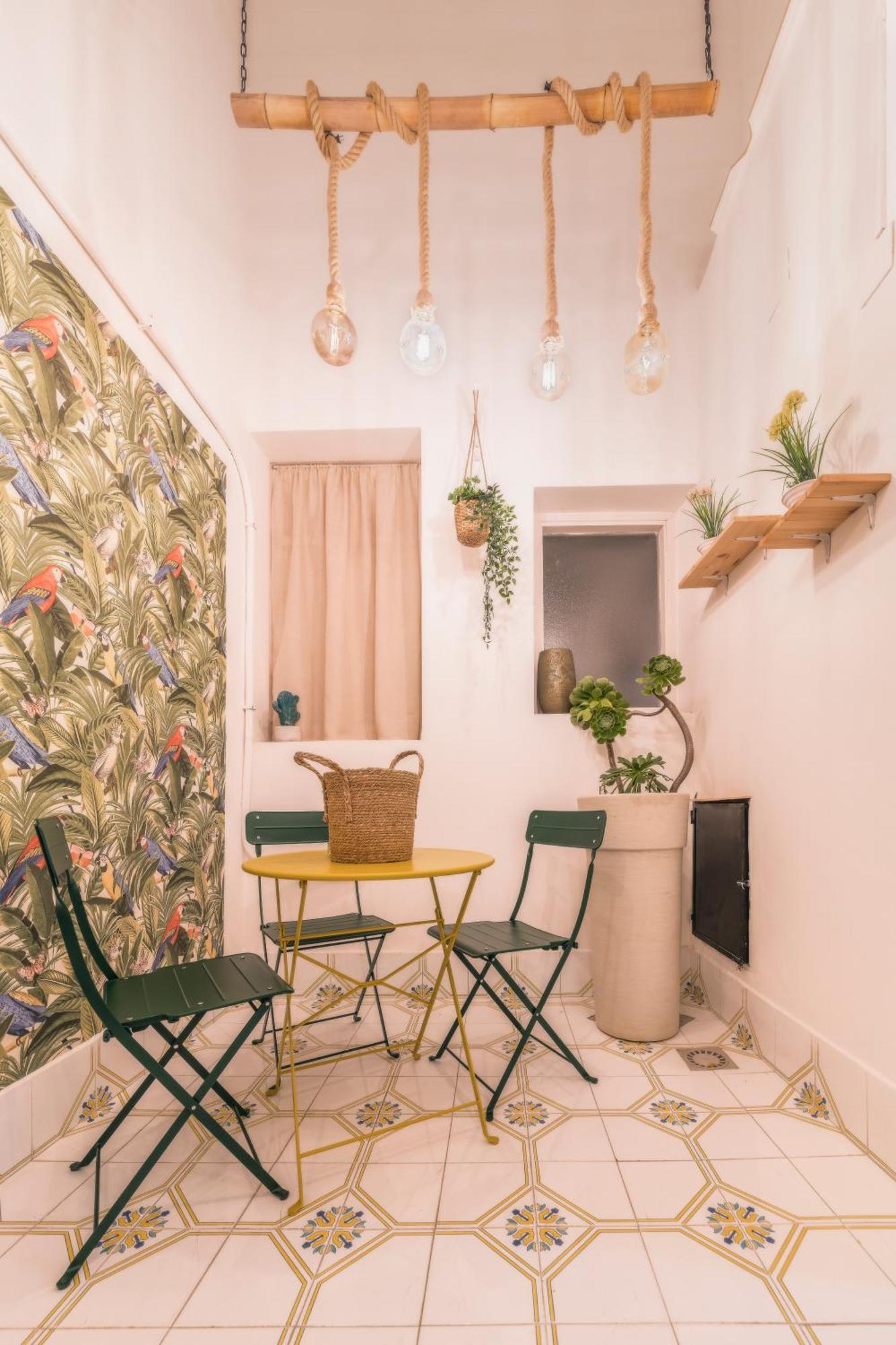 Voila Rooms Guest House Terrasini Bagian luar foto